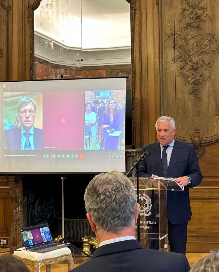 Tajani